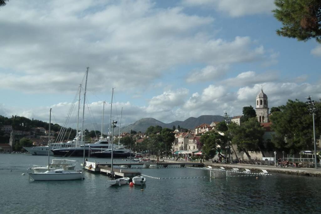 Charming Apartment For 3 Pax In Cavtat Eksteriør bilde