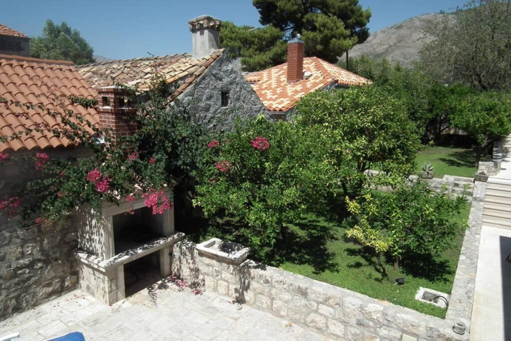 Charming Apartment For 3 Pax In Cavtat Eksteriør bilde